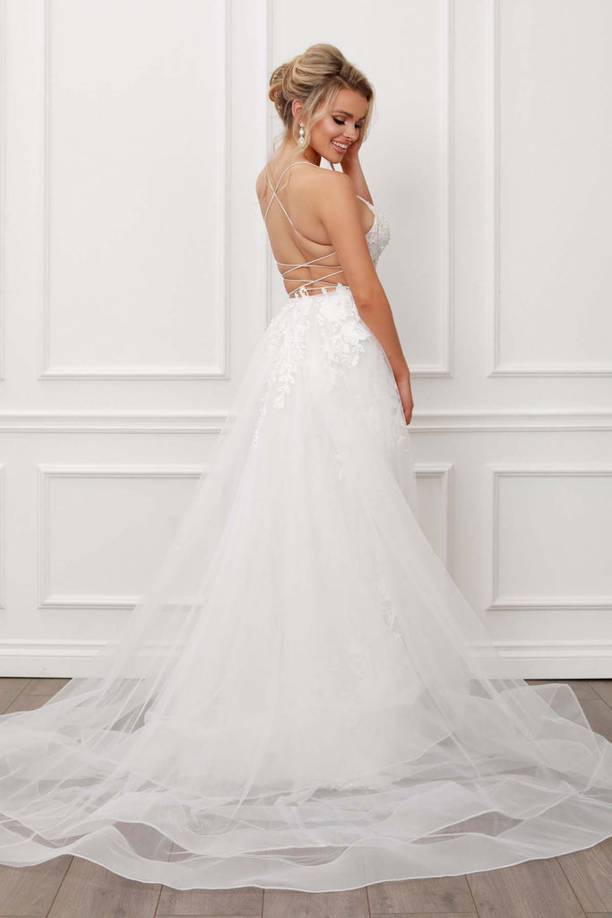 Enchanted Lace Embroidered Trumpet Gown